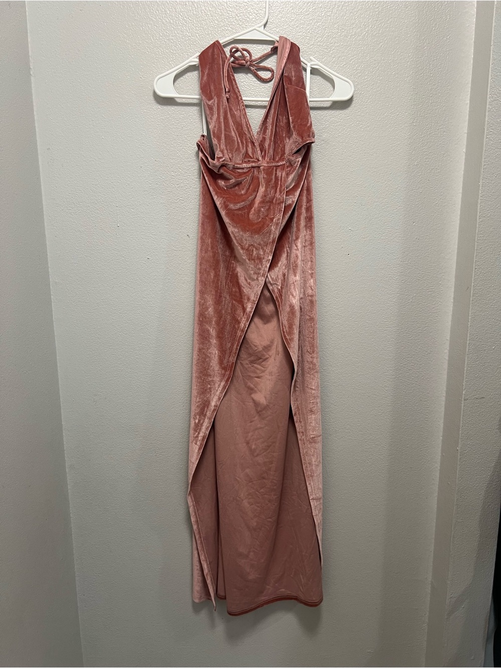 Sabo Skirt Velvet halter Maxi Dress – Dusty rose – XS